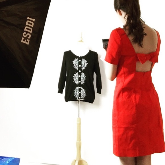 Meet your Posher, Carolyn ✨ Posh Ambassador - Picture 2 of 6